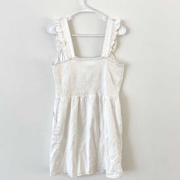 ☀️ White Ruffle Denim Mini Dress - Size L  🌸 - Picture 6 of 9